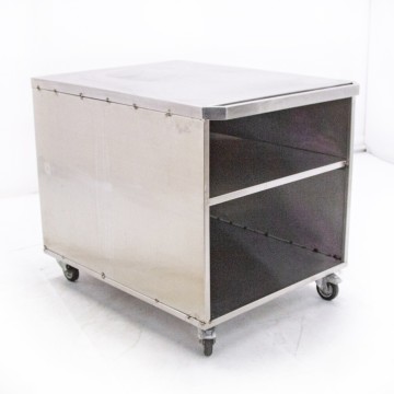 Тумба нейтральная на колесах 800х1050х880